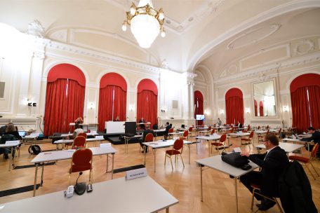 Eher spärlich besetzt: die „Ausweich-Chamber“ am Mittwochmorgen