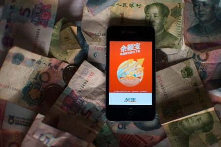 Finanzplatz / Bürger vermissen Kundennähe