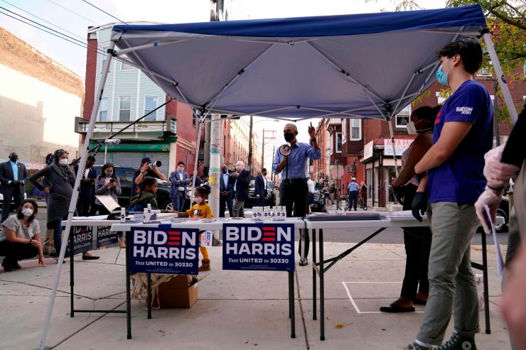 US-Wahlkampf / „Unfähig, das Amt ernst zu nehmen“ – Barack Obama attackiert Trump bei Kundgebung