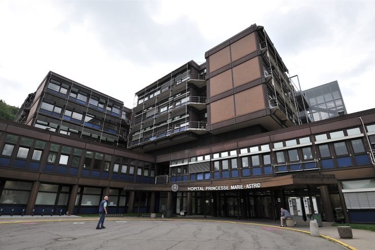 Corona-Cluster / 34 Covid-Fälle auf drei Stationen in Niederkorn – insgesamt 69 Fälle im CHEM