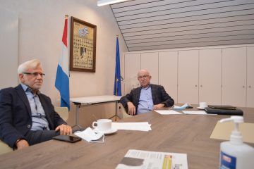 Steinsel/Lorentzweiler / Zwei Bürgermeister stehen unter Strom: Hochspannungsleitung sorgt für Diskussionsstoff