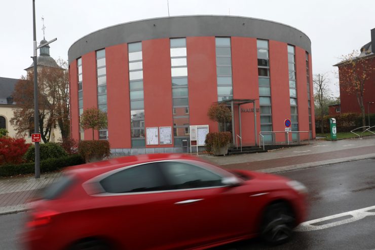 Polemik in Sandweiler / Geplanter Gemeindehaus-Abriss sorgt für Streit