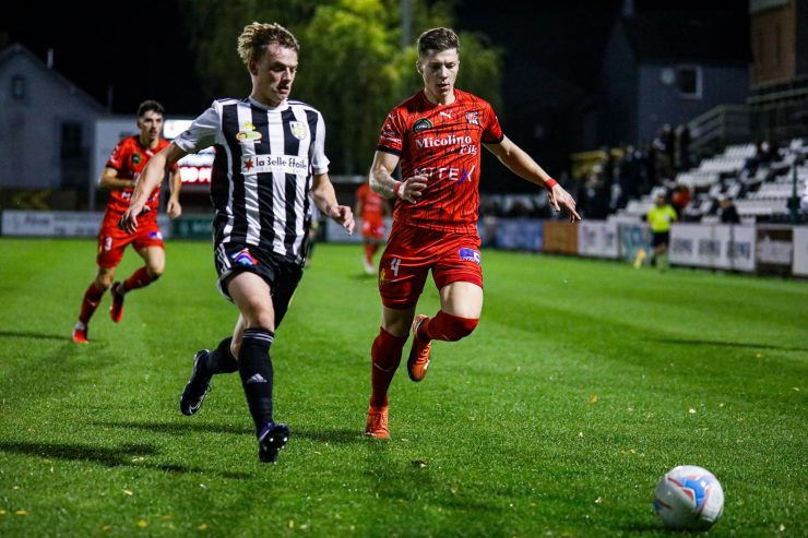 Fussball / FLF arbeitet am Spielkalender und verkürzt die Winterpause 