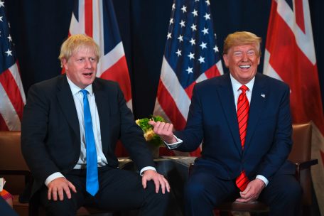 Der britische Premierminister Boris Johnson ging gleich auf Schmusekurs mit Donald Trump. Zu seinem Herausforderer hat er kaum eine Bindung.&nbsp;