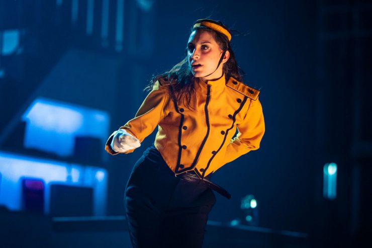 Eine Szene im Stillstand / Deborah Lotti über Tanz, Lockdown und  gestohlene Stunden des Künstlerlebens