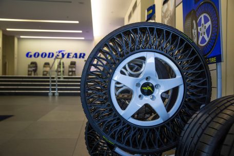 Gespräche mit Gewerkschaften / Goodyear kündigt Umverteilung von rund 100 Arbeitsplätzen an