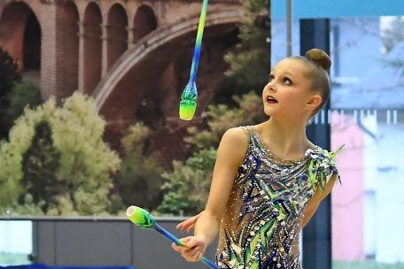 Rhythmische Sportgymnastik / Sophie Turpel: Ohne Nervosität beim EM-Debüt
