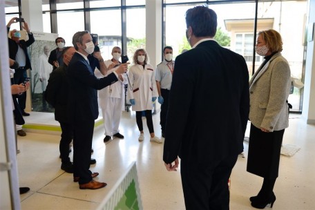 Flashback 2020 / Im Escher Krankenhaus herrscht auf allen Ebenen Unruhe