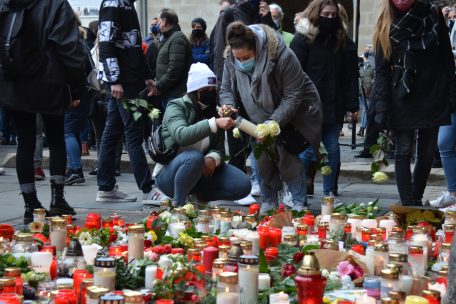 Trauerfeier / „Nie wieder das Lachen von Vater und Kind“ – Trier versammelt sich in der Schockstarre