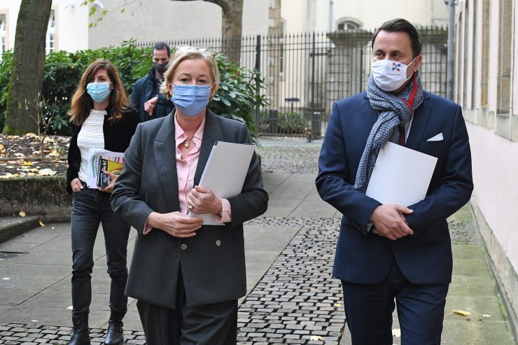 Medien/Sonndesfro / LSAP und DP steigen in der Wählergunst – CSV großer Umfrage-Verlierer