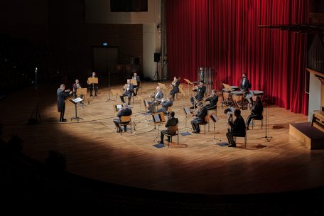 Festtage / Adventskalender der etwas anderen Art: Militärmusiker begehen musikalischen Dezember