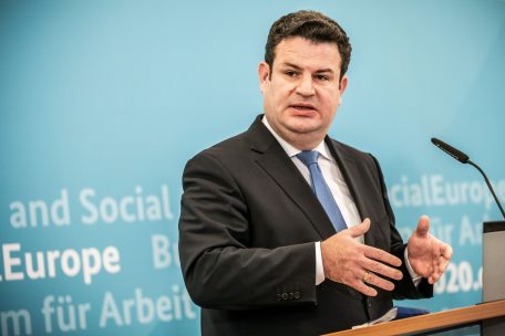 Deutschland / Fünf Jahre gesetzliche Lohnuntergrenze: DGB zieht gemischte Bilanz