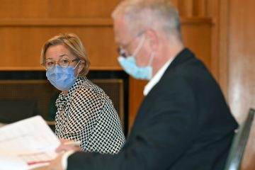 Corona in Luxemburg / Pandemie mit technischen Problemen – Paulette Lenert zieht Wochenbilanz