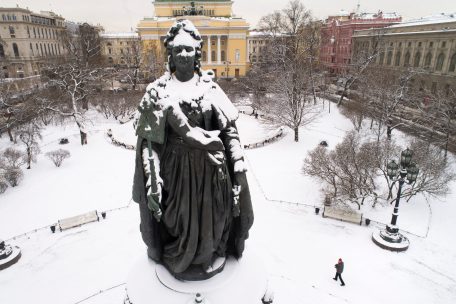 Russland / Gastro-Szene in St. Petersburg wehrt sich gegen coronabedingte Schließungen rund um Neujahr