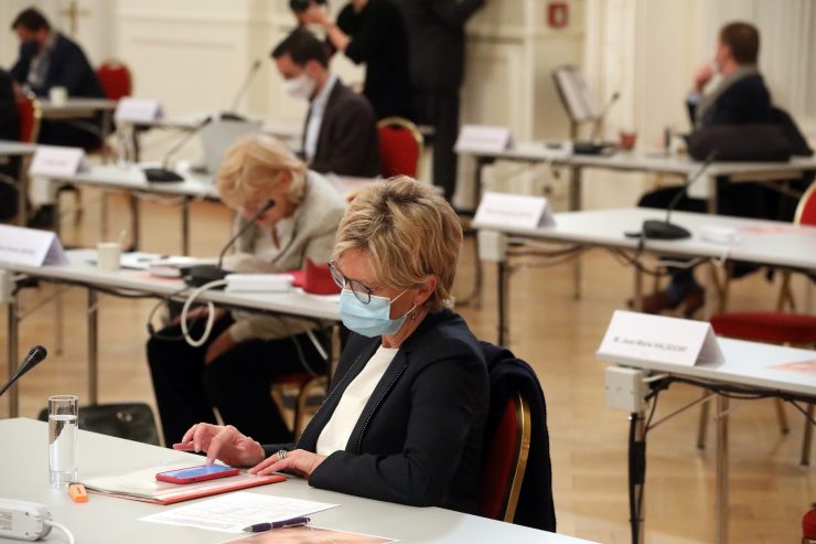 Haushaltsentwurf 2021 angenommen / Das Schweigen der Mehrheit: Wenn die Opposition unter sich diskutiert