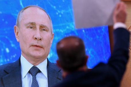 Russland / Putin tut die neuen Vorwürfe im Gift-Fall Nawalny als Intrige der US-Geheimdienste ab