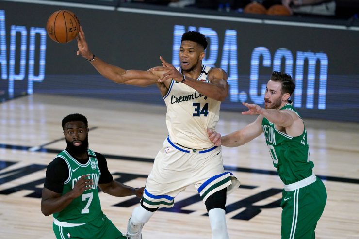 NBA-Saisonauftakt / Titelverteidiger Lakers wieder Favorit