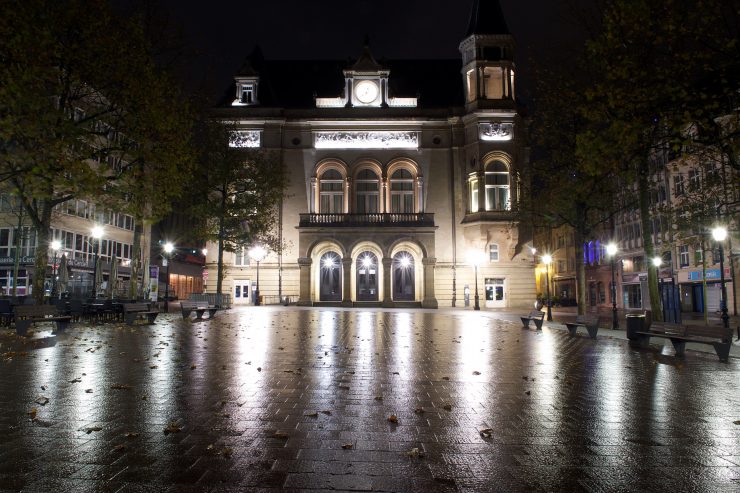 Gesundheitskommission / Opposition: Regierung kann Effektivität der Ausgangssperre nicht belegen