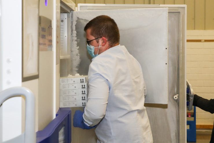 Covid-19 / Corona-Impfstoff ist in Luxemburg angekommen