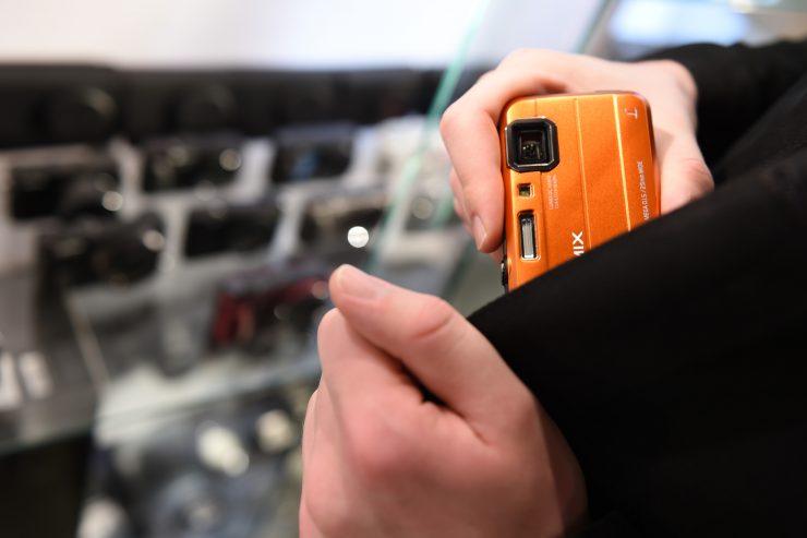 Auf frischer Tat ertappt / Polizei nimmt Ladendieb fest