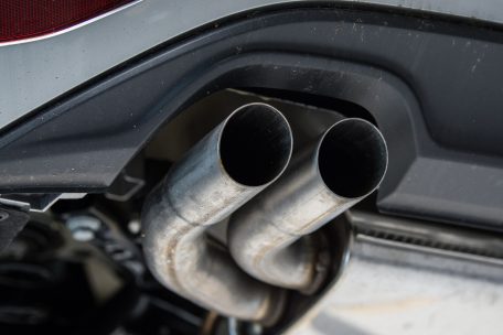 Verbrauch und Aussto&szlig; eines Autos werden mit WLTP h&ouml;her eingestuft, was sich in einer etwas h&ouml;heren Steuer niederschlagen wird