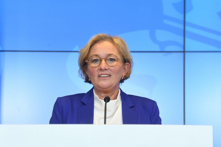 Covid-19 / Luxemburgs Infektionsgeschehen liegt noch im Silvesternebel verborgen