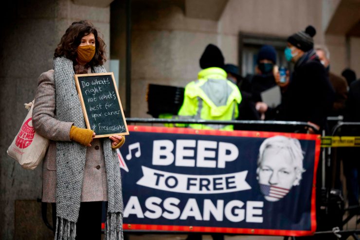 Wikileaks-Gründer / Britisches Gericht lehnt US-Auslieferungsantrag für Assange ab