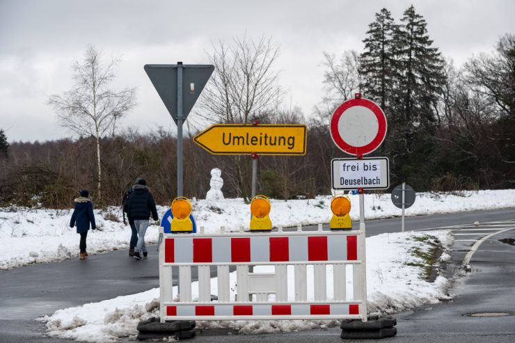 Tourismus trotz Lockdown / Weiter großer Andrang: Am Erbeskopf rüstet sich die Polizei fürs Wochenende