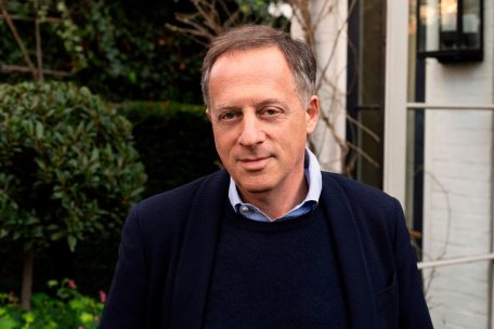 Medien / Ein kunstsinniger Bankier für die BBC – Sender bekommt nach viel Streit neuen Chef