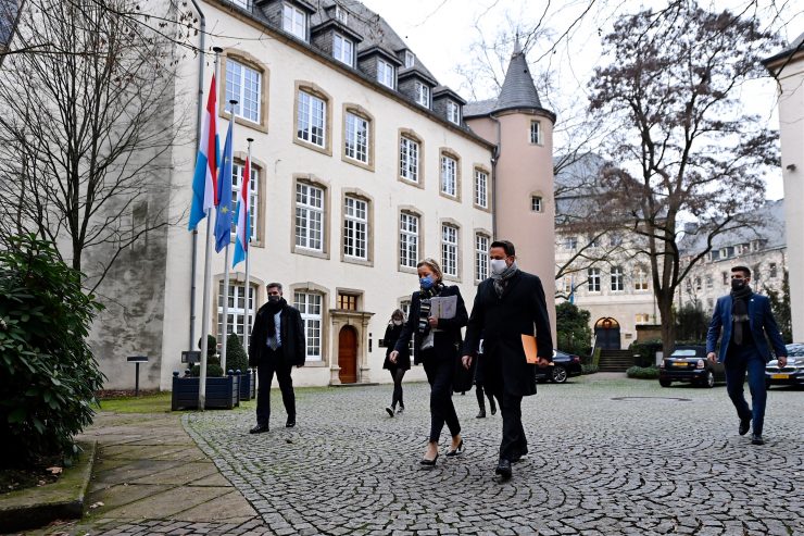 Gutachten / Staatsrat vermisst Erklärung für Lockerung des Lockdowns – Opposition kritisiert „Entscheidung aus der Hüfte“