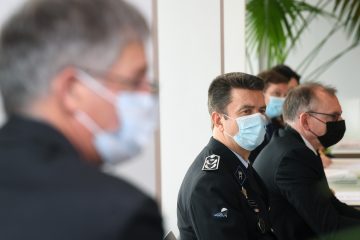 Gesetzesprojekt auf Instanzenweg / Polizei-Datenbank: Minister versprechen mehr Transparenz und Kontrolle