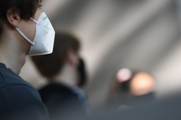 Covid-19 / Was CO2-Detektoren in Luxemburgs Schulen eigentlich bringen