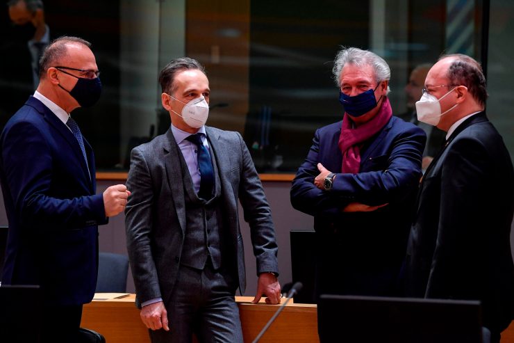 Keine Sanktionen / EU-Außenminister warten Entwicklungen in Russland und mit der Türkei ab