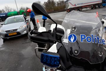 Grenzverkehr / Nicht notwendige Reisen aus und nach Belgien sind verboten