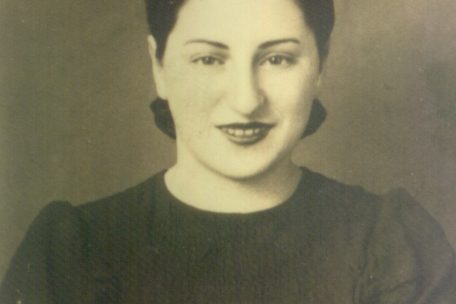 Jeanne Lukmanski (Foto von 1938)<br />
