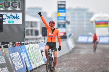 Cyclocross-WM / Niederländischer Doppelsieg im Rennen der U23 – Bettendorff und Pries weit abgeschlagen