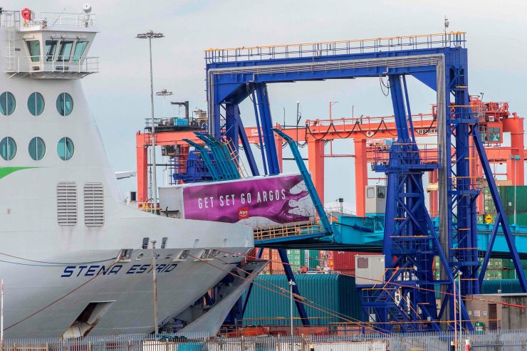 Großbritannien / Nach dem Fehler der EU-Kommission: Sorge um den Frieden in Nordirland