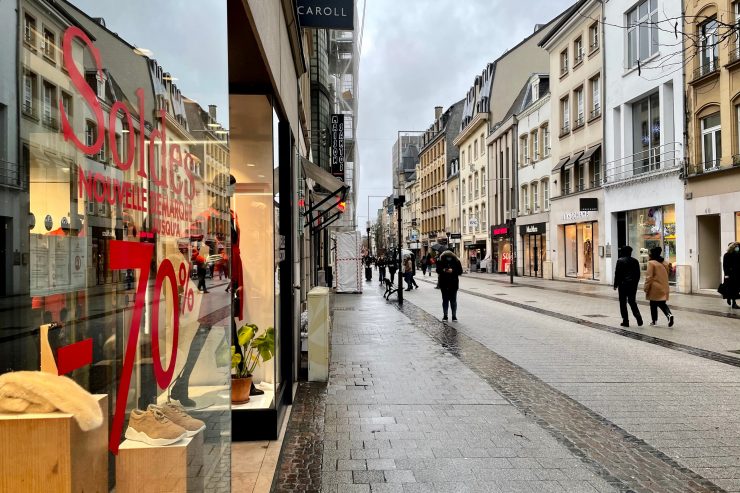 Modebranche in der Krise / Luxemburgs Einzelhandel kämpft mit Lieferengpässen und Warenüberschuss