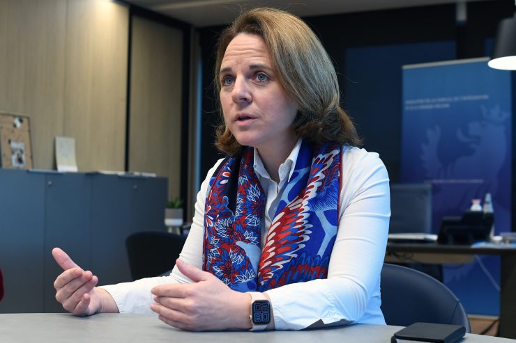 Familienministerin Cahen / Bis Ende März sollen die Alters- und Pflegeheime in Luxemburg durchgeimpft sein