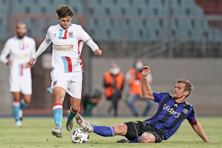 Autopanne statt Spektakel / Fußball: Furore bei Leandro Barreiro, Premiere für Olivier Thill