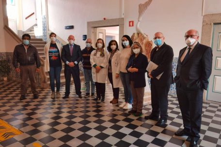 Corona-Hilfe / Krankenschwester und Arzt aus Luxemburg sind in Portugal eingetroffen