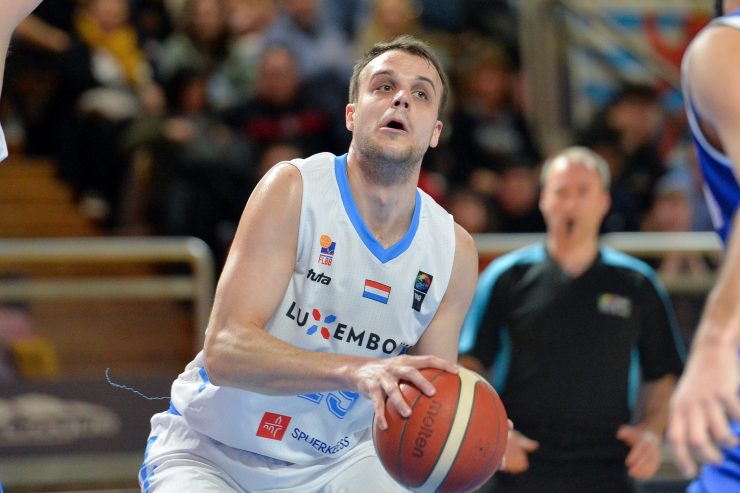 FLBB-Herren / Oliver Vujakovic zwischen Studium und Basketball