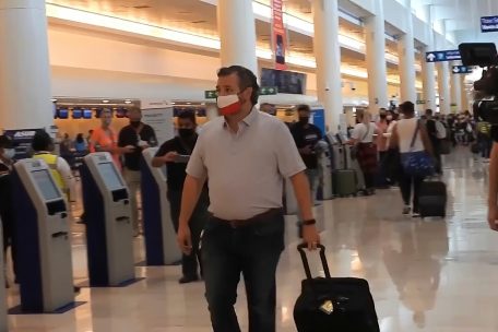 Der Republikaner Ted Cruz war am Mittwoch mit seiner Familie nach Canc&uacute;n in Mexiko geflogen