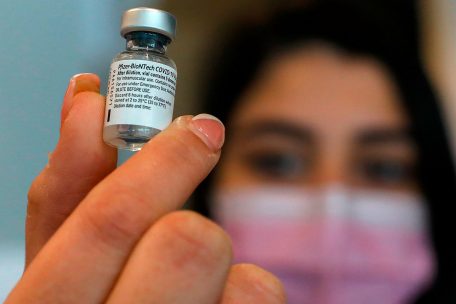 Covid-19 / Daten weisen auf weniger Ansteckungen nach Biontech-Impfung hin