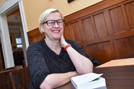 Für elf Monate / Ehemalige Chefredakteurin des „Lëtzebuerger Land“ Josée Hansen verstärkt Kulturministerium