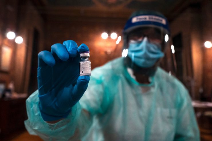 Corona / EU liefert großen Teil ihrer Impfstoff-Produktion in Drittländer