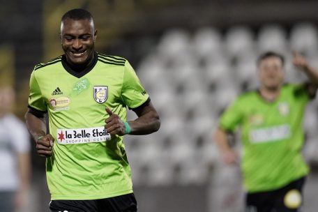 Fußball / Jeunesse bricht UNA-Serie