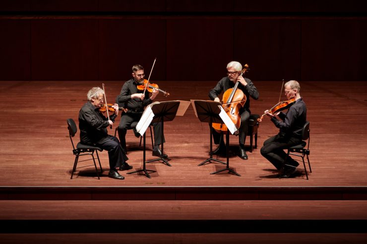 Alain spannt den Bogen  / Die Zeitgenossen kommen: Modernes mit dem Arditti-Quartett und Beethoven mit Jean Muller