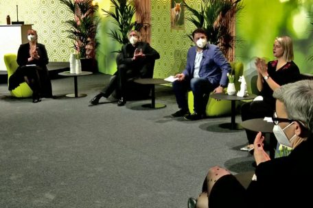 Doppelspitze bestätigt / Kein Neustart nötig: Souveräne Grüne stellen sich mit vorwiegend digitalem Kongress für 2023 auf