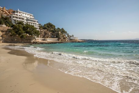 Corona / Mallorca zieht die Notbremse: Strengere Osterferien, um den Sommer nicht zu gefährden